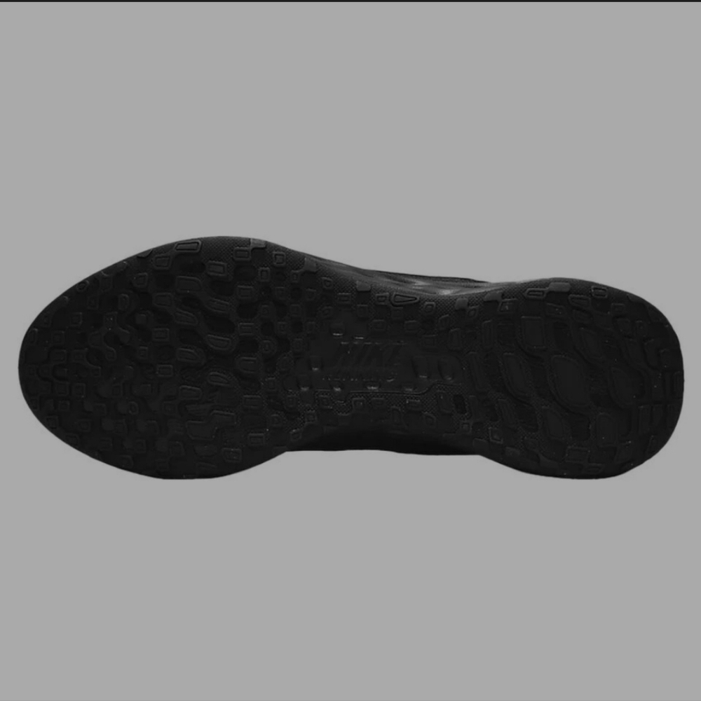 Nwot Nike Revolution Shoes - Picture 4 of 10